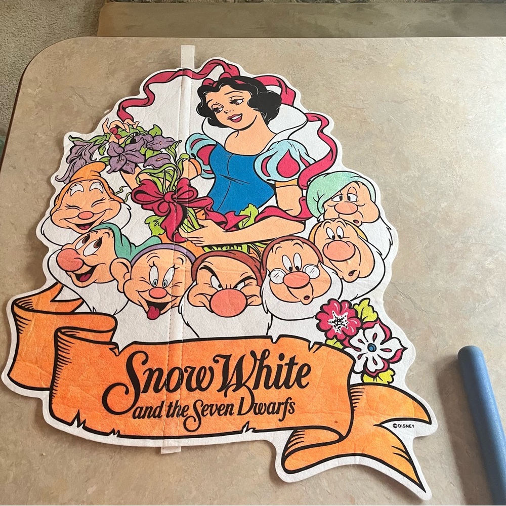 Vintage Walt Disney Snow White And The Seven Dwarfs Felt Pennant